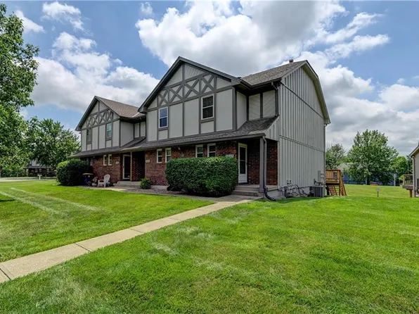 7017 N Fisk Ct, Kansas City, MO 64151