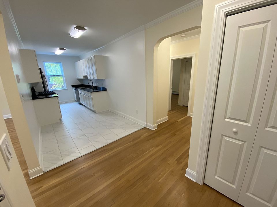 Entryway View