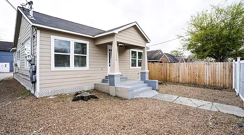 1126 Ryon St #A Photo 1