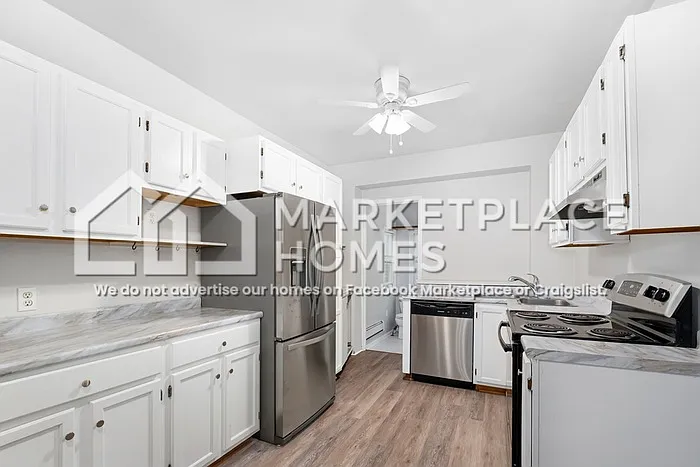 649 6th St — Photo 8