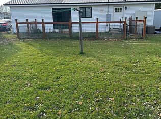 215 1st St W, Declo, ID 83323