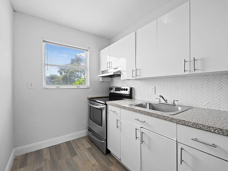 1761 Ali Baba Ave — Photo 6