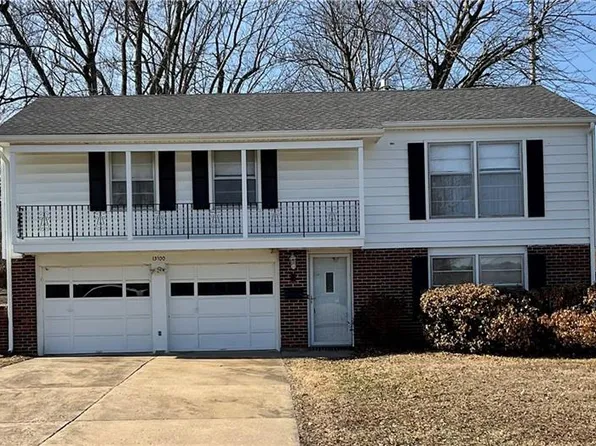 13100 Ashland Ave, Grandview, MO 64030