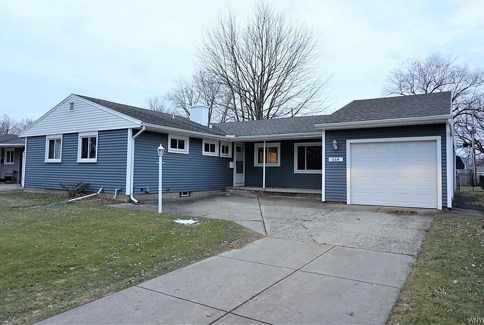 1st image of 664 Woodstock Ave