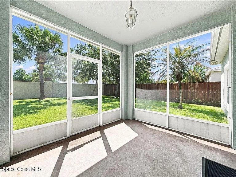 5647 Indigo Crossing Dr — Photo 29