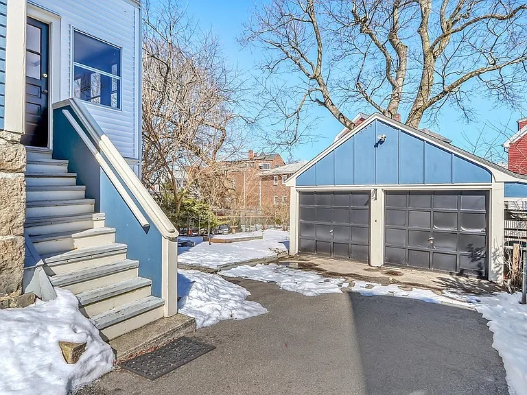 27 Emery St #2 — Photo 23
