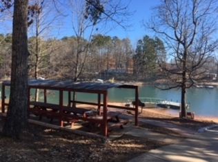 17 McDonald Point Rd, Seneca, SC 29672