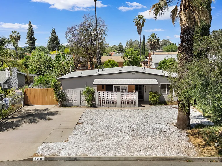 10148 Felipe Ave — Photo 2