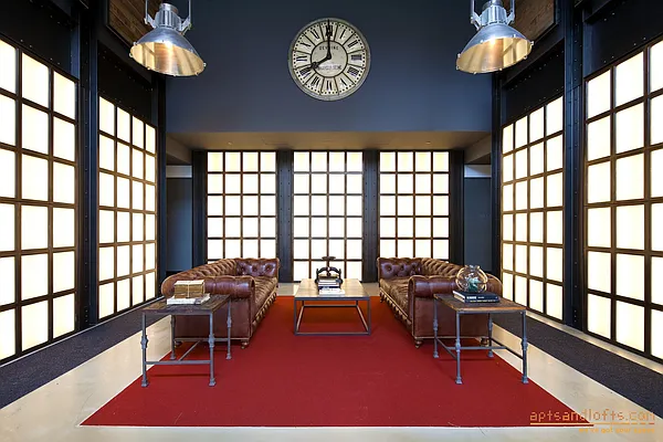 Rented by aptsandlofts.com | media 5