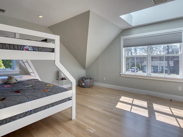 23 Forrest St — Photo 12