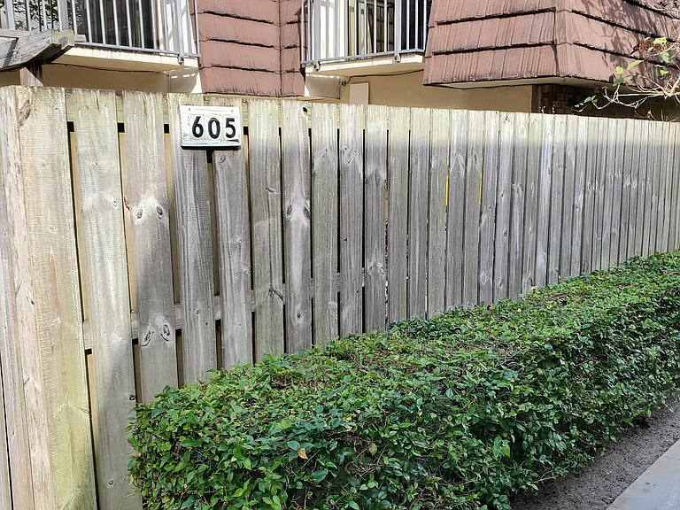605 6th Ln — Photo 5