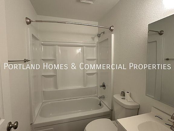 5th image of 10235 NE Prescott St #D05145729
