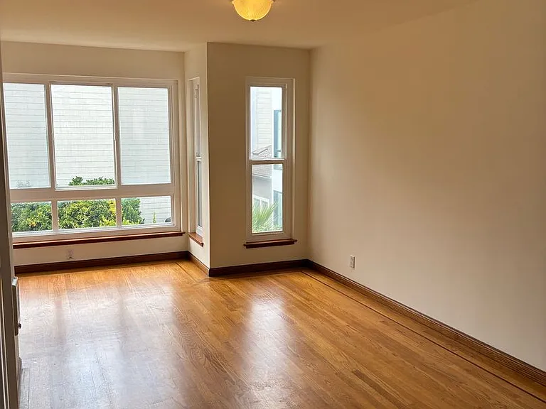 3041 Buchanan St — Photo 17