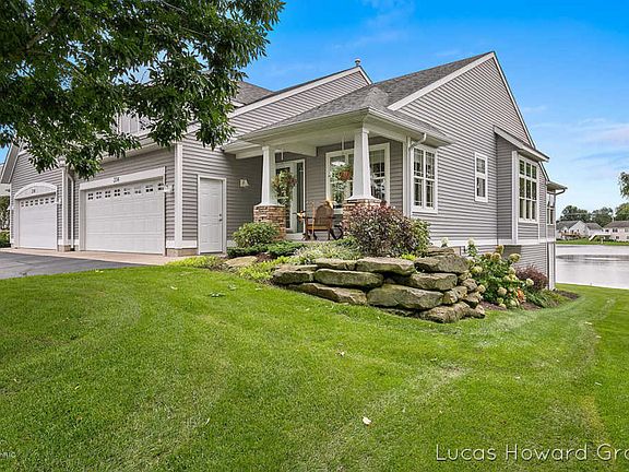 2nd image of 3114 Summer Grove Way #27