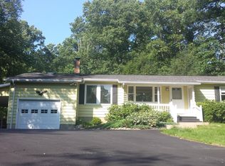 5157 Spring Dr, Swiftwater, PA 18370