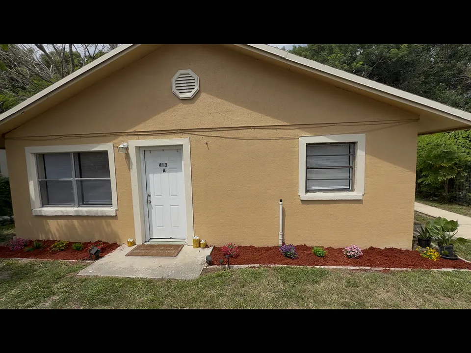 413 F St #1