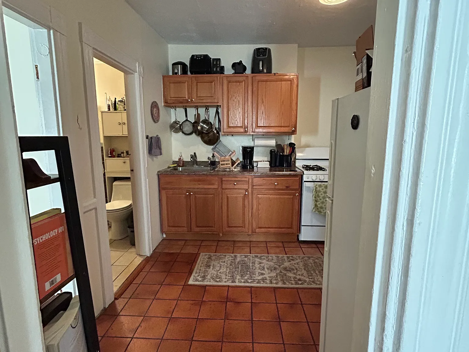 2 bed, 900 sqft, $2,800 — Photo 2