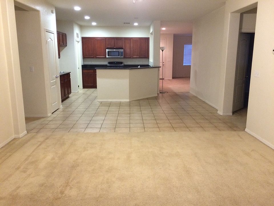 2nd image of 5427 Rockview Dr