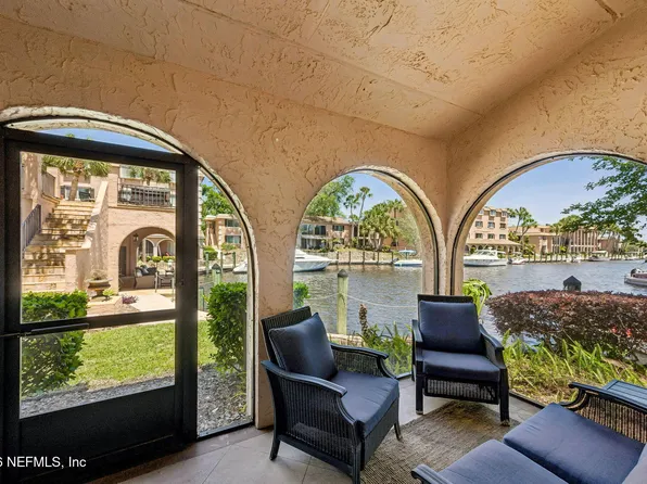 5375 ORTEGA FARMS Boulevard #812, Jacksonville, FL 32210