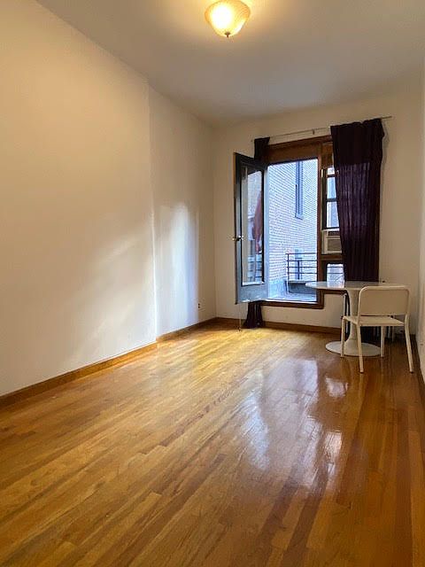 1st image of 102 W 71st St #3