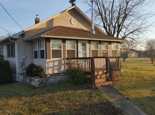 217 Locust St, Cobden, IL 62920