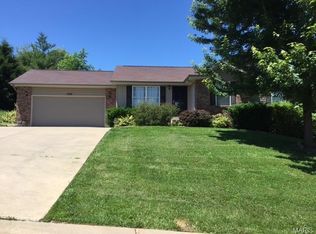 1939 Meriwether Dr, Washington, MO 63090