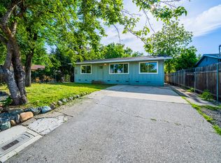 3520 Court St, Redding, CA 96001