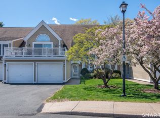 600 Washington Ave APT A4, North Haven, CT 06473