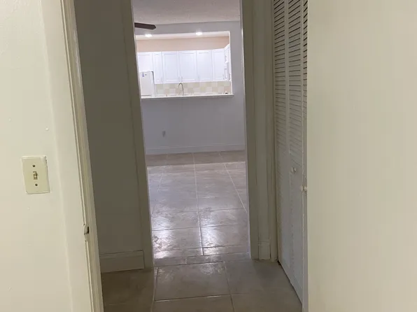 3674 NW 2nd St, Miami, FL 33125