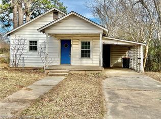802 W Gibson St, Ozark, AR 72949