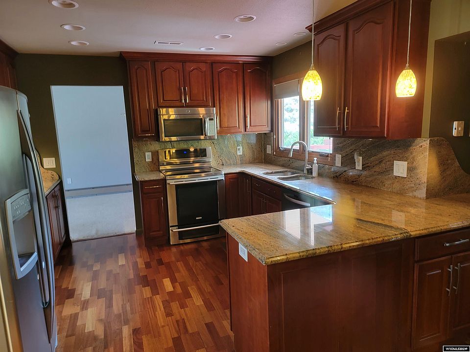 1704 Coulson Dr, Rawlins, WY 82301 MLS 20233624 Zillow