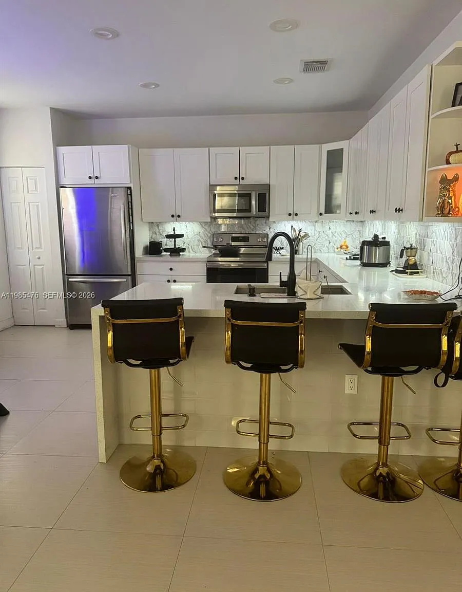 Reserve At Doral East — Photo 4