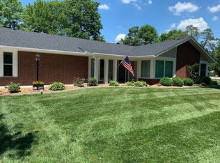 417 Brass Lamp Dr, Ballwin, MO