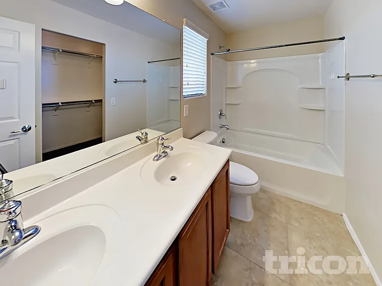8126 W Georgetown Way — Photo 9