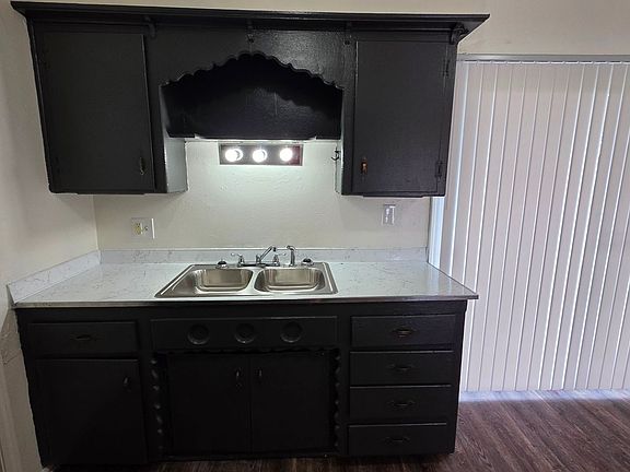 5th image of 4309 Woodedge Dr