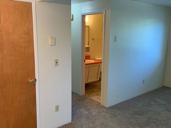 4th image of 223-229 NW 13th St #2B-1BA-700SQFT