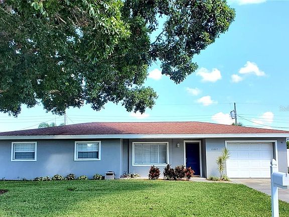 3rd image of 13957 Jamaica Dr
