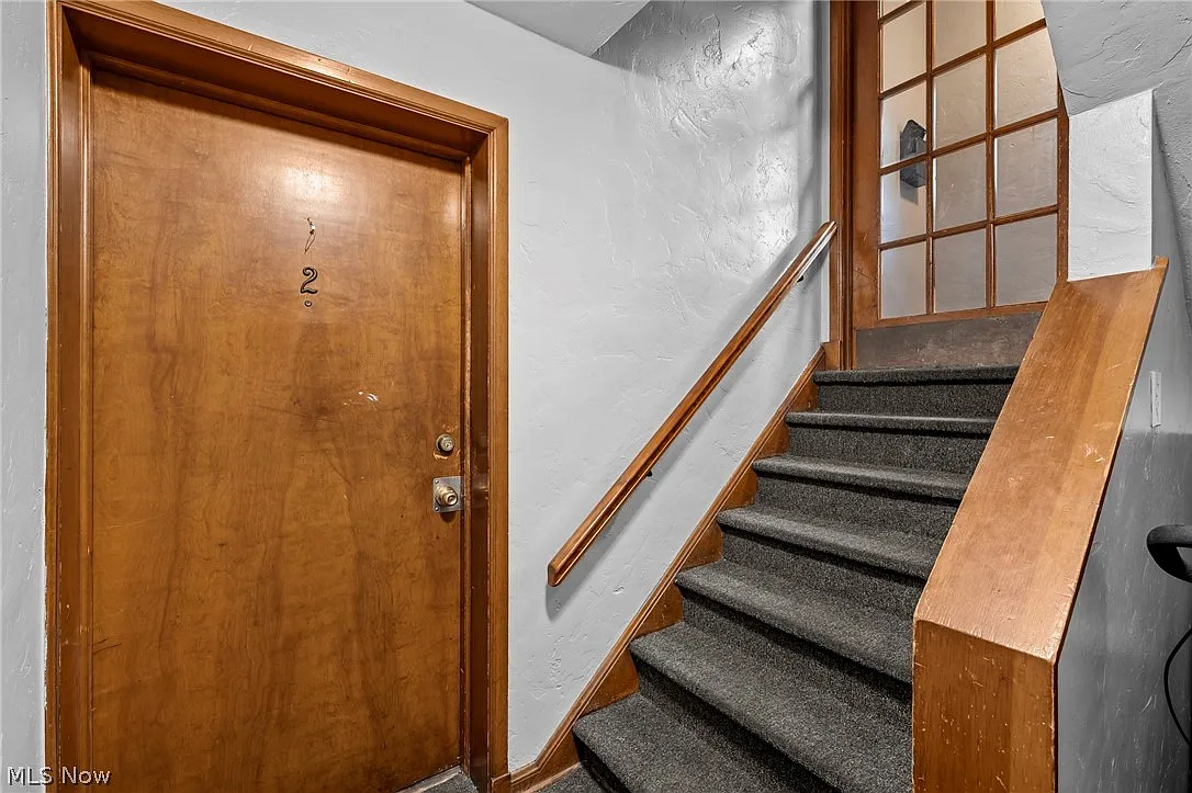 1 bed, 1.0 bath, $900 — Photo 3