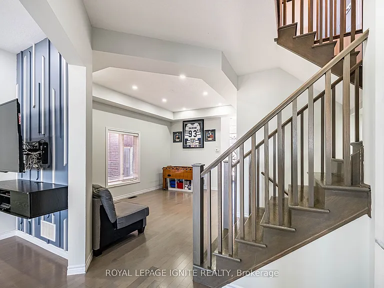 18 Monkton Cir — Photo 10