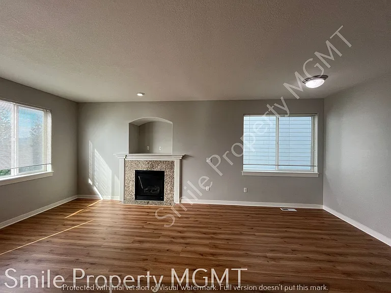 13054 SE Meadehill Ave — Photo 3