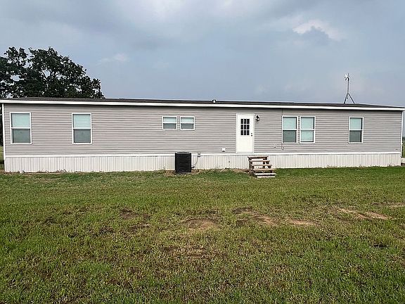 2nd image of 3211 E Fm 979