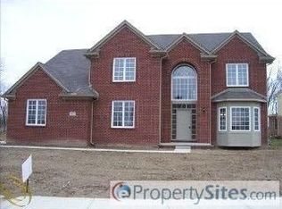 13982 Forest Rdg, Green Oaks Twp., MI 48178