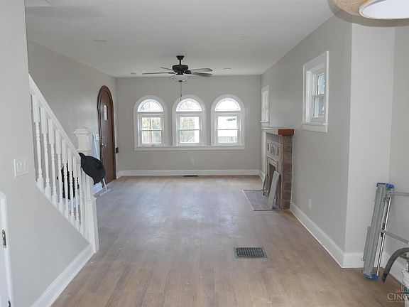 4th image of 2534 Talbott Ave
