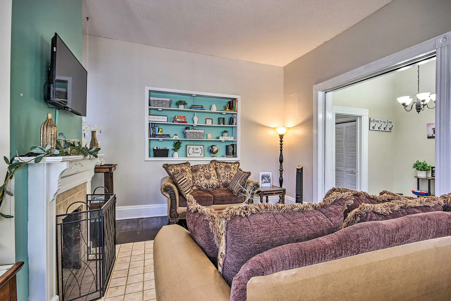 2 bed, 2.0 bath, 1291 sqft, $2,806 — Photo 4