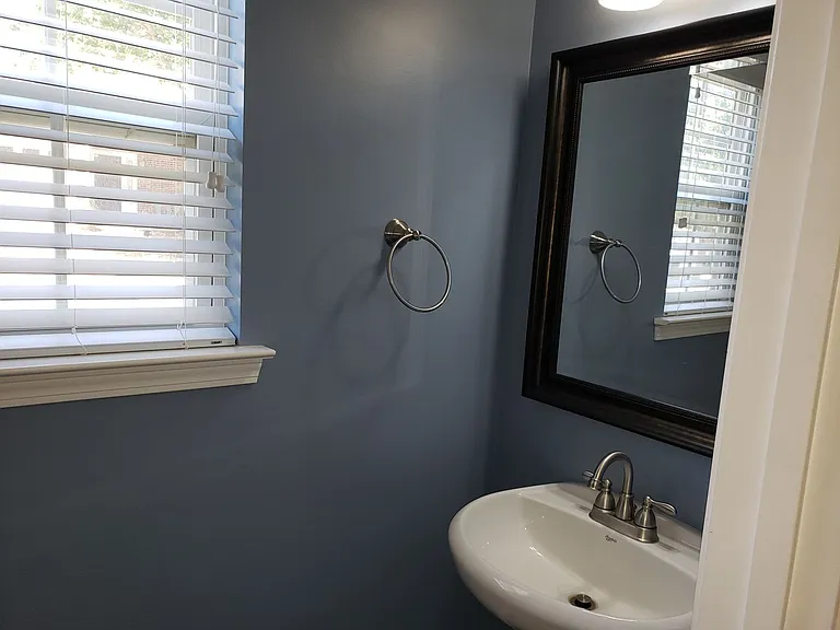 9460 Graywell Ln — Photo 12