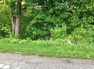 Millard St, Conneaut, OH 44030