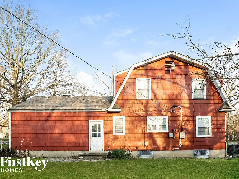 9648 Roe Ave — Photo 14