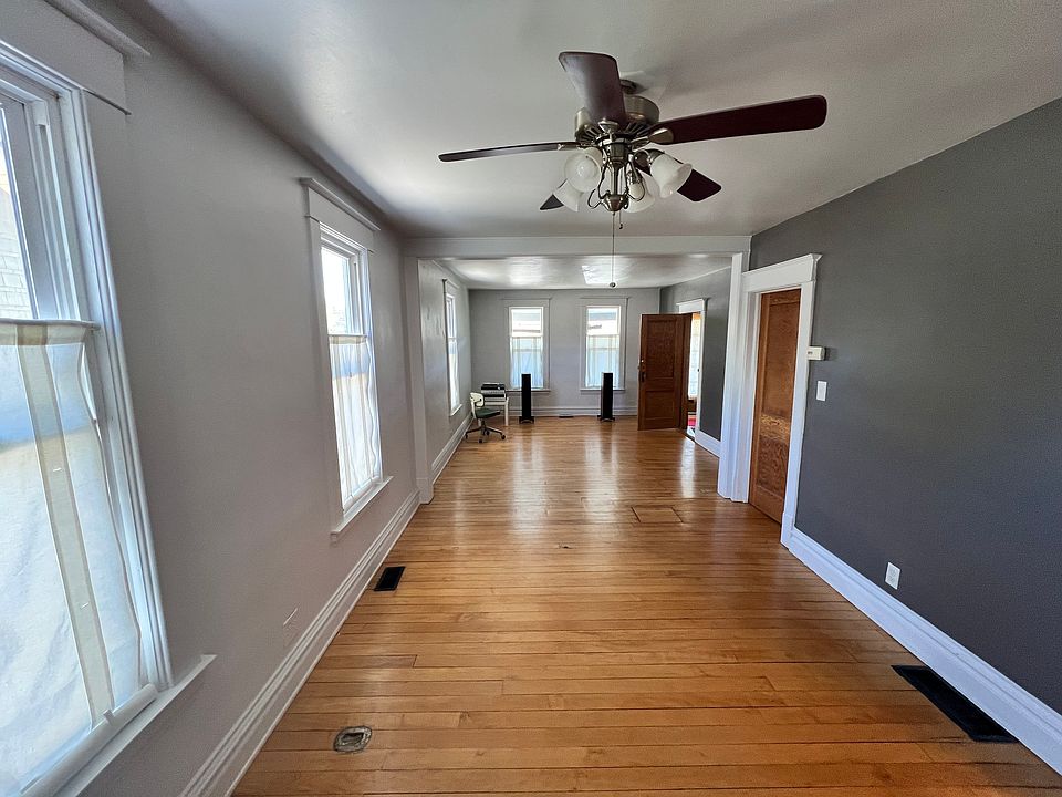 1st image of 1453 Genessee St SE #1