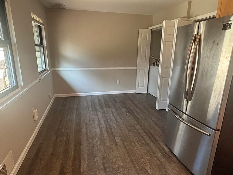41 Village Green Way — Photo 10
