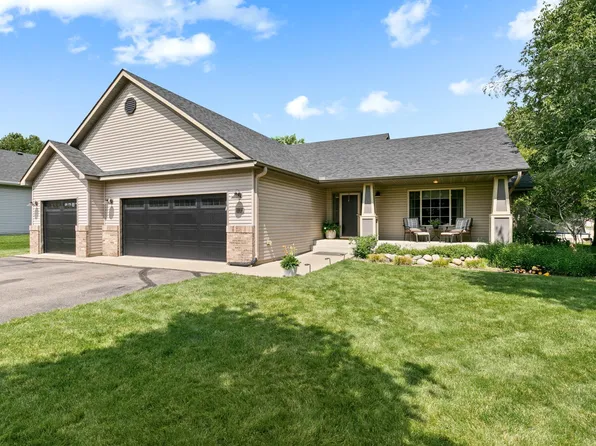 805 Northstar Dr, Sartell, MN 56377